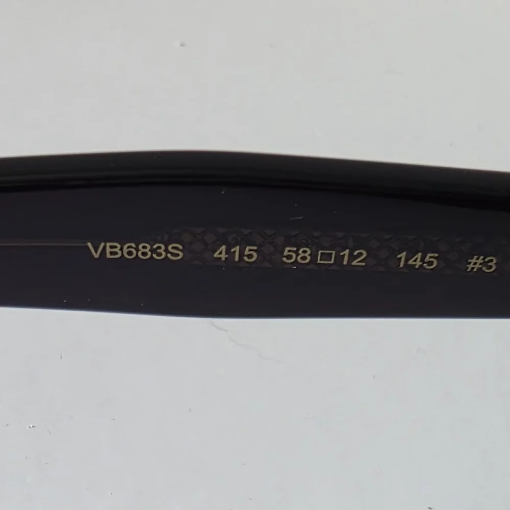 Victoria Beckham Black Sunglasses - Picture 6 of 6